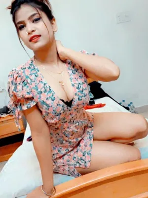 girlfriend type call girls in Dehradun